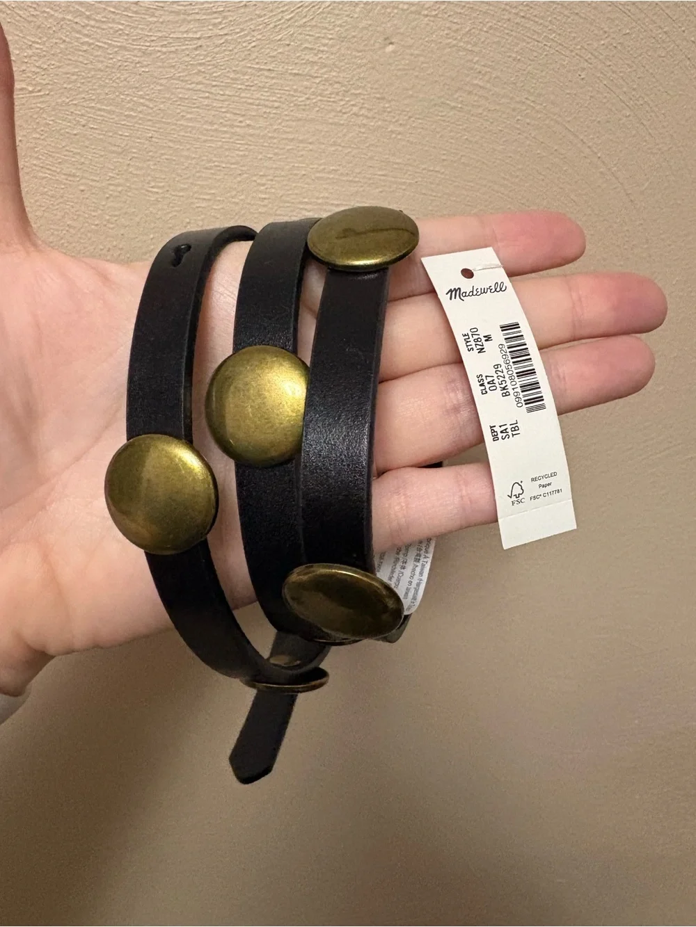 Madewell Dome-Studded Skinny Belt in Leather True Black Size Medium NWT New - Picture 3 of 8
